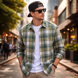 Life Is Good Green White Plaid Button Down Shirt 100% Cotton Casual Classic